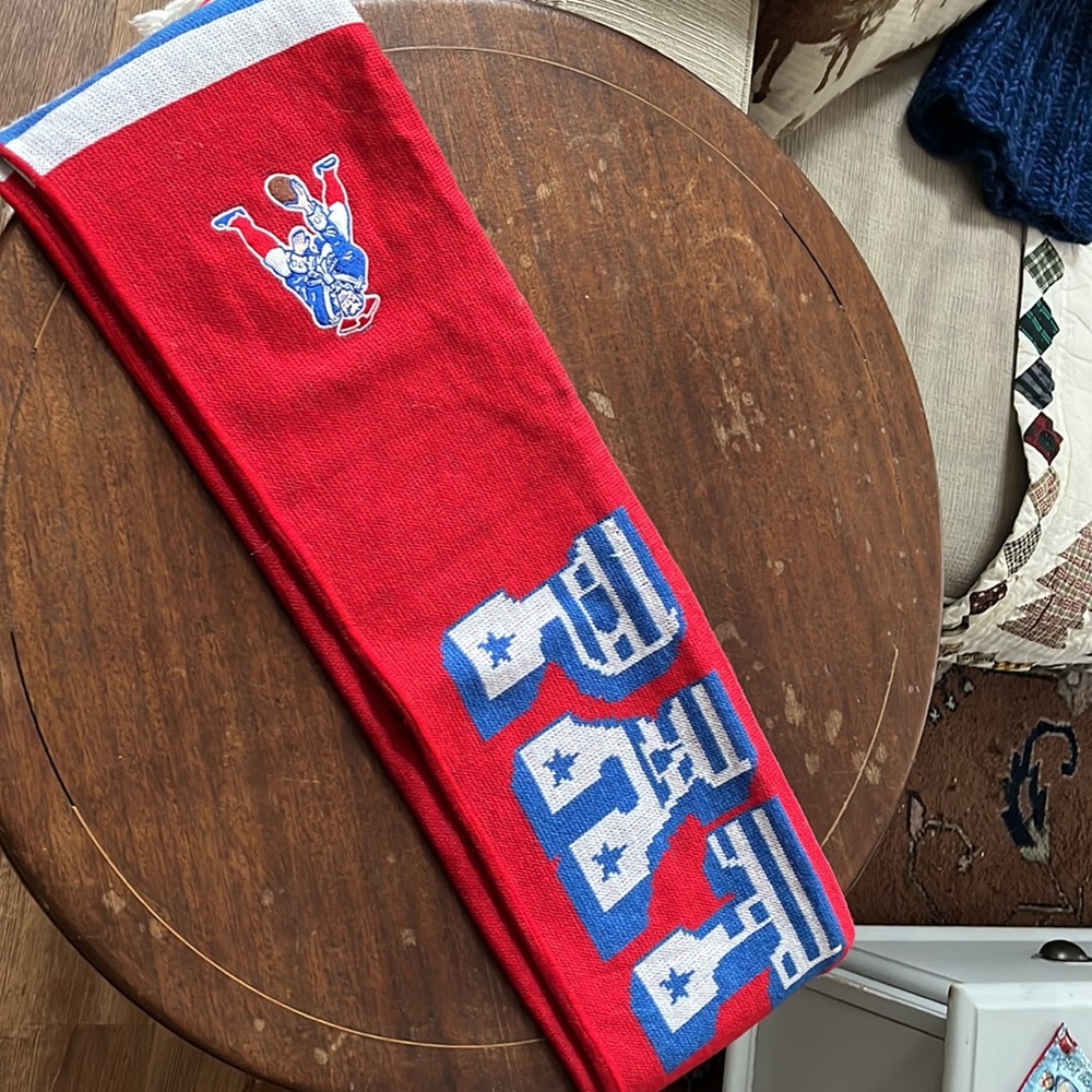 Boston patriots scarf excellent preowned condition